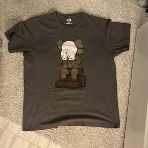 Kaws x Uniqlo T shirt